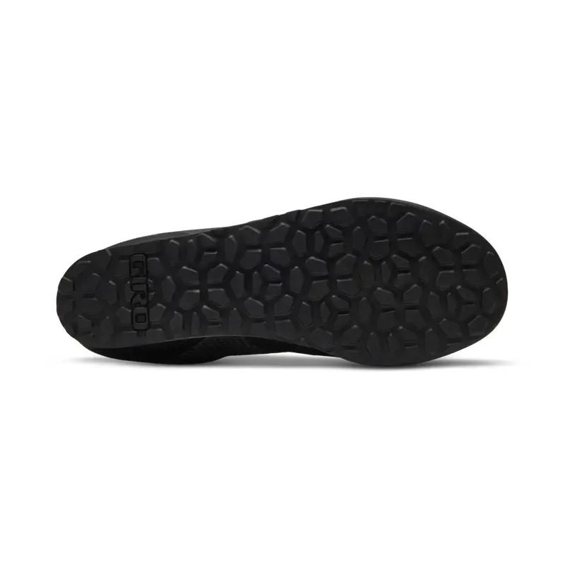 Giro Tracker Shoes in Black-3